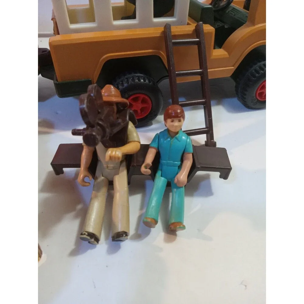 Fisher Price Adventure People  Safari Lot 304 Animals Jeep Tent Cage Figures